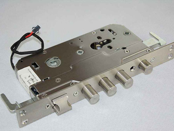 塔什库尔干塔吉克24小时上门开锁公司